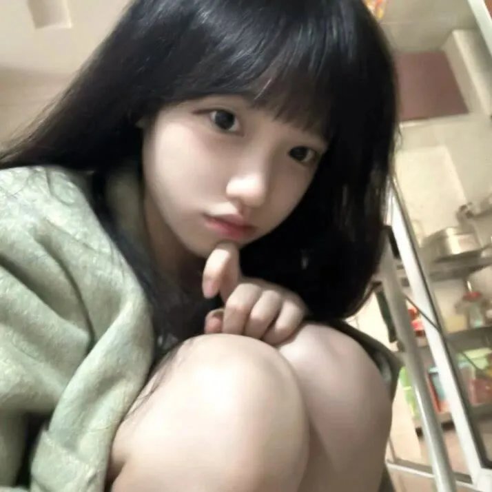 赤裸女羔羊